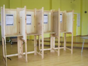 Rogers Poll Watcher Remarks Put Detroit Voting Rules in Focus Oct 27, 2026